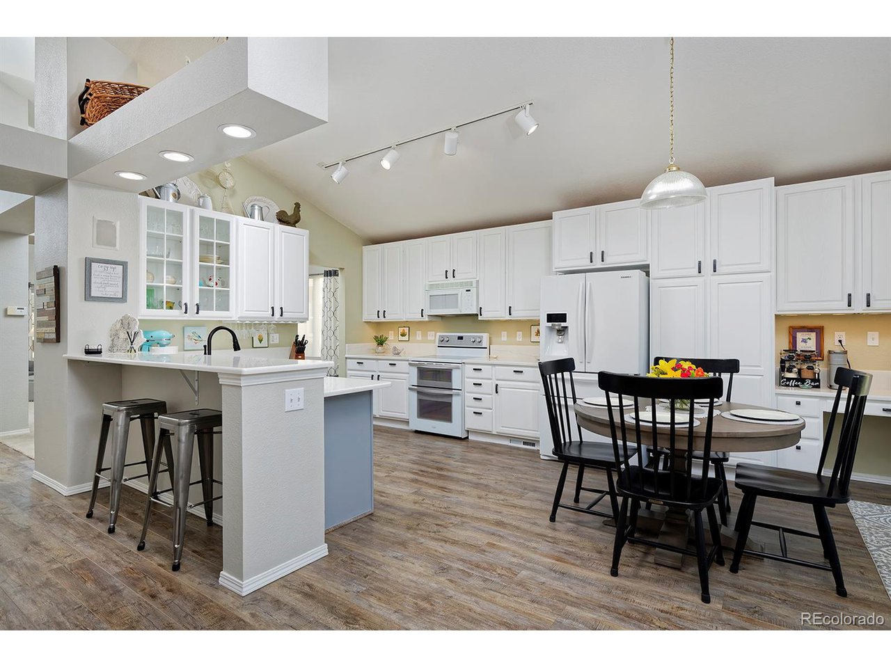 1494 Clover Creek Dr