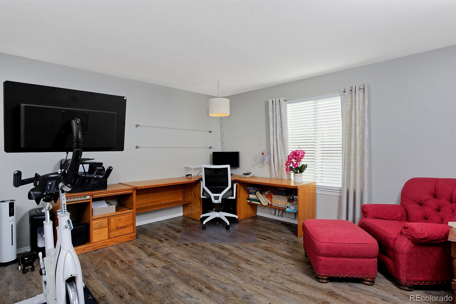 1494 Clover Creek Drive