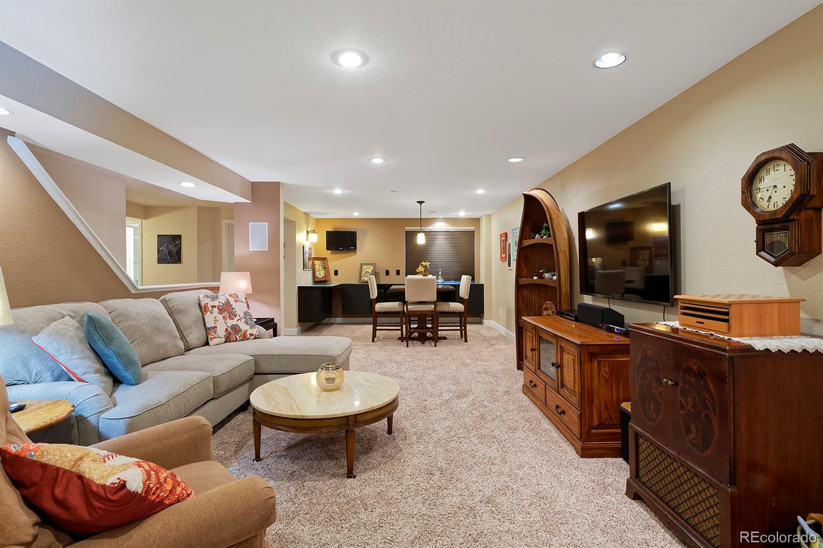 1494 Clover Creek Drive