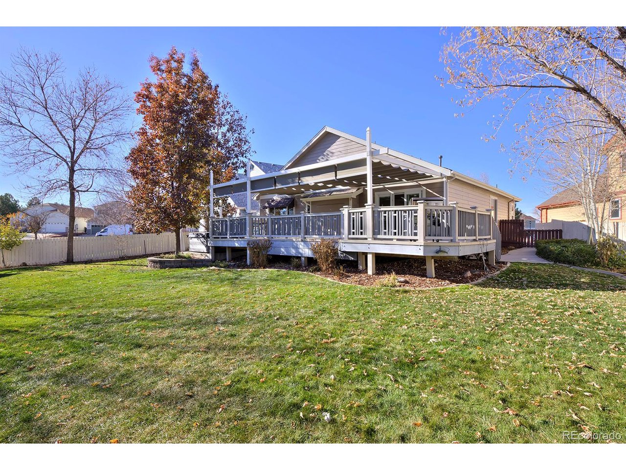 1494 Clover Creek Dr