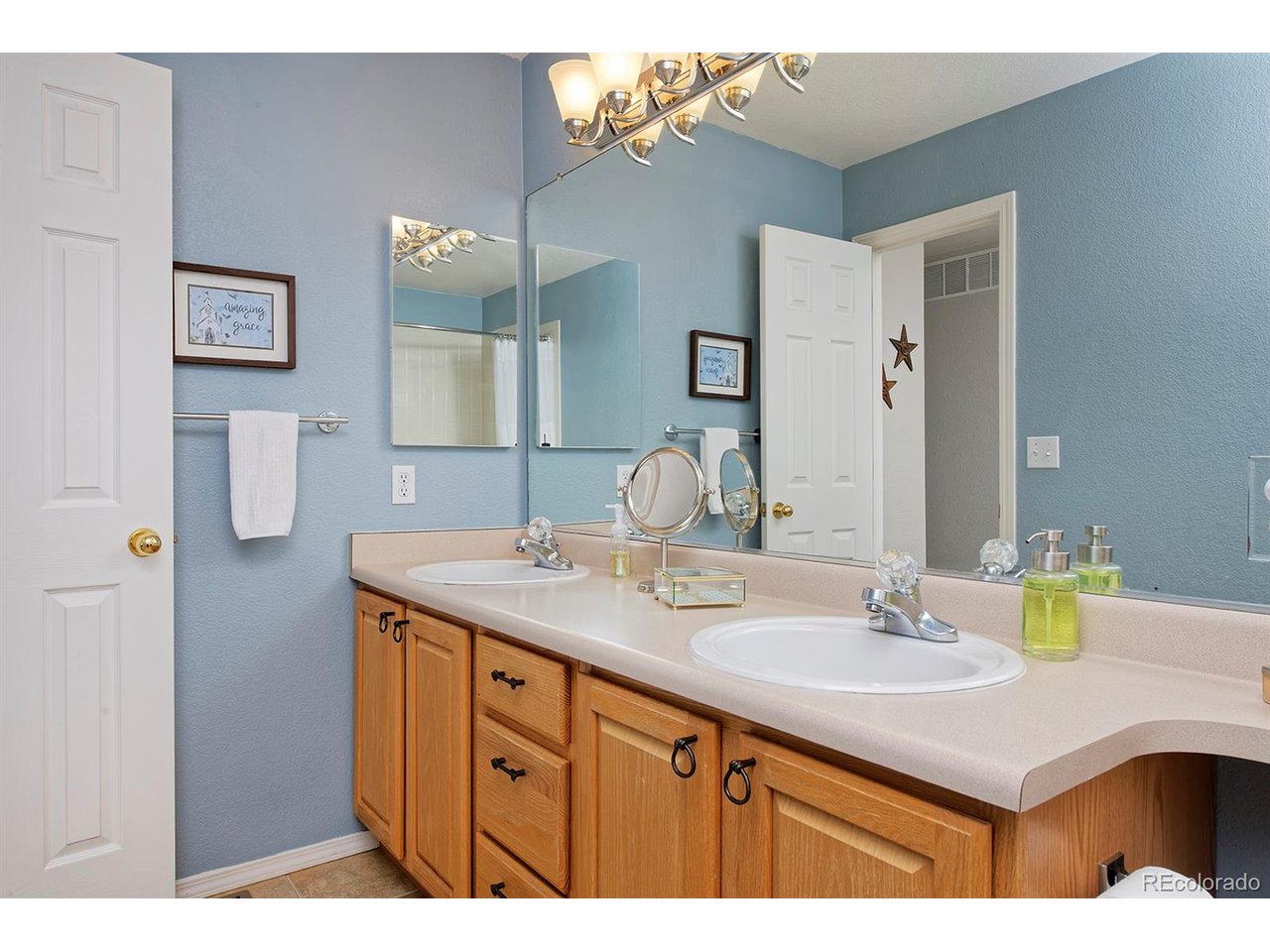 1494 Clover Creek Dr