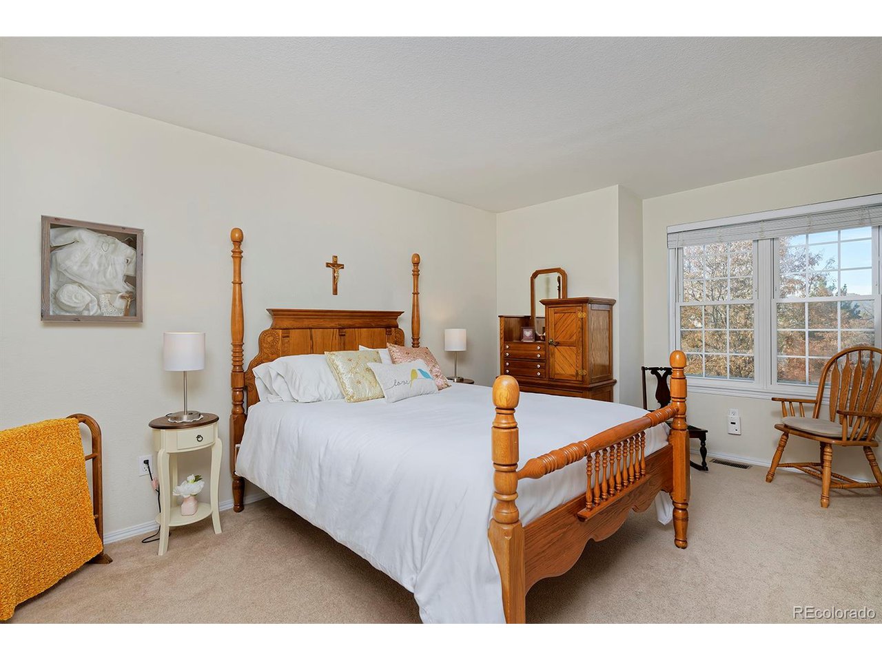 1494 Clover Creek Dr