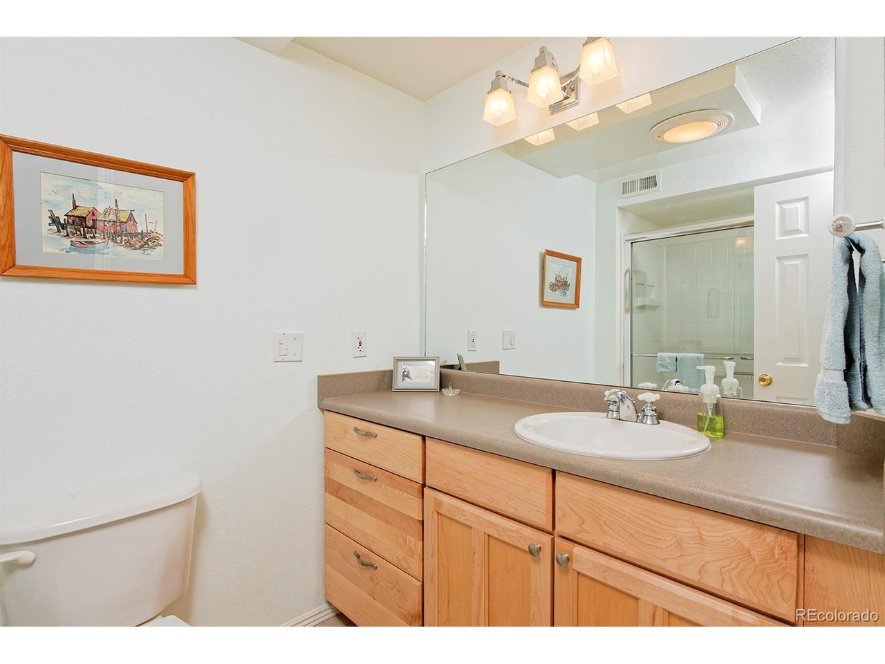 1494 Clover Creek Dr