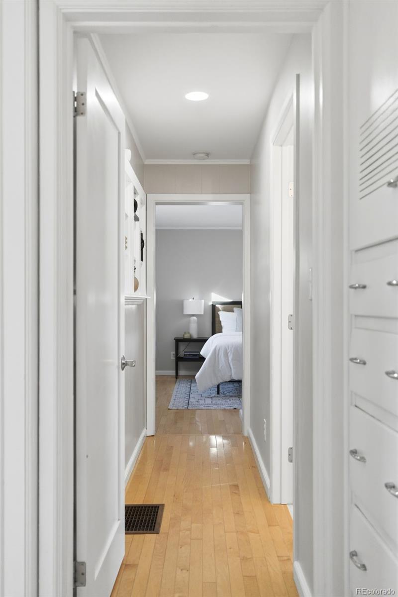 2794 S Clarkson Street