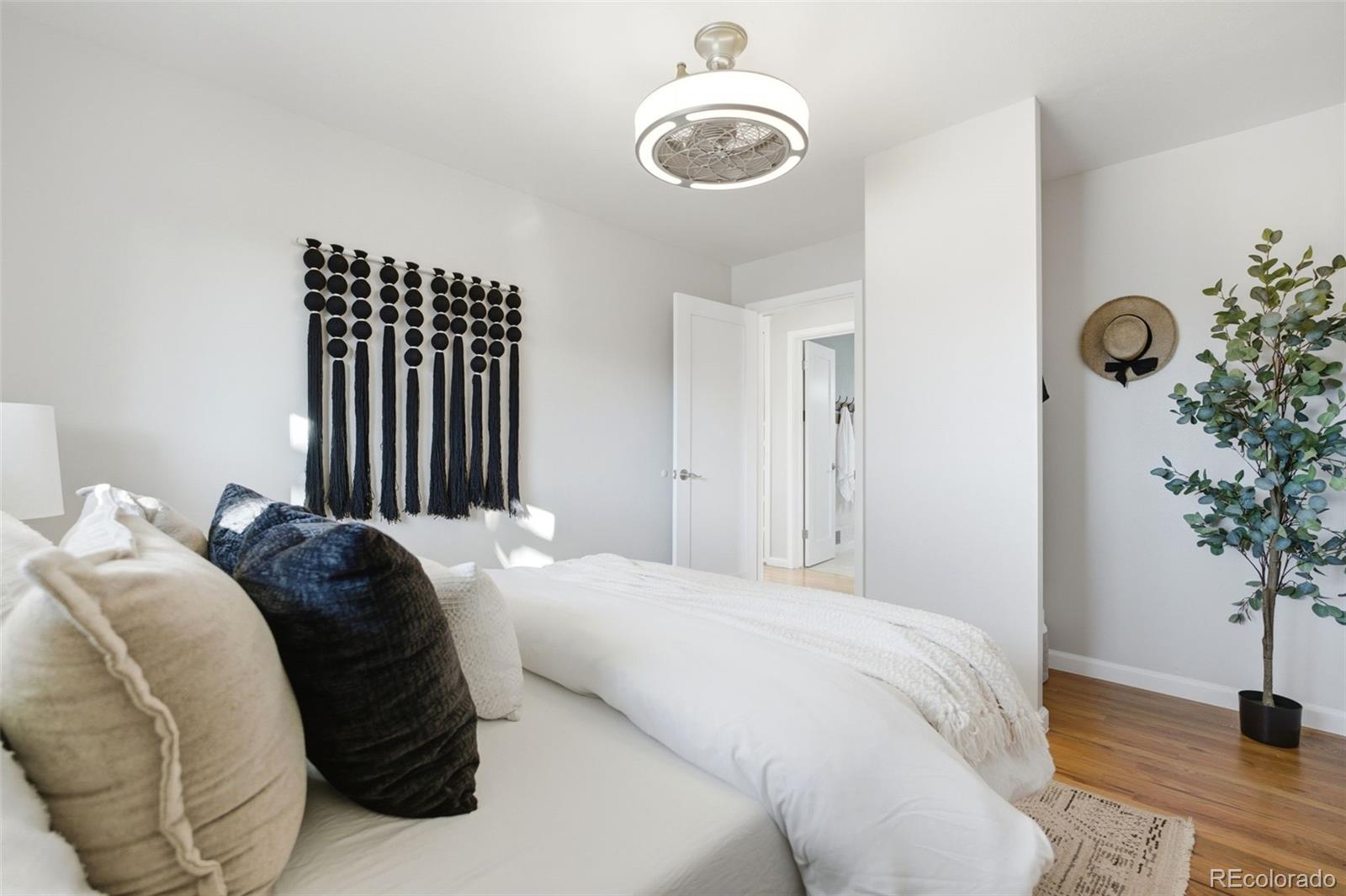 2794 S Clarkson Street