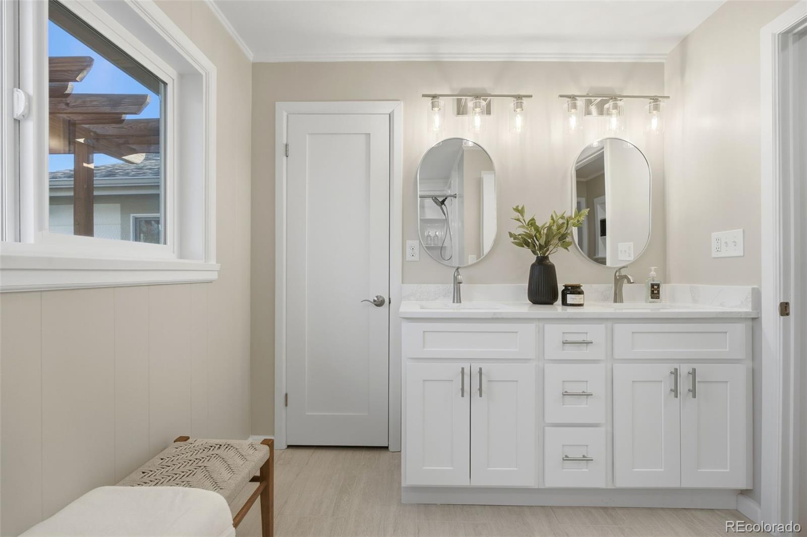 2794 S Clarkson Street