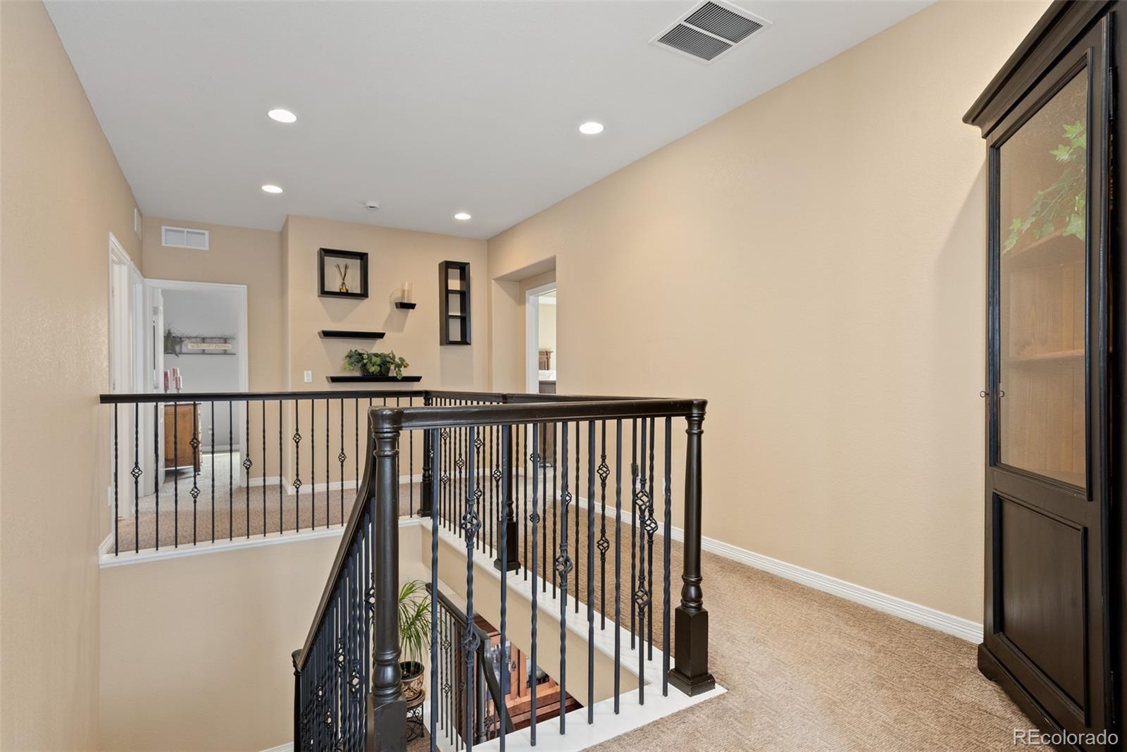 10996 Glengate Circle