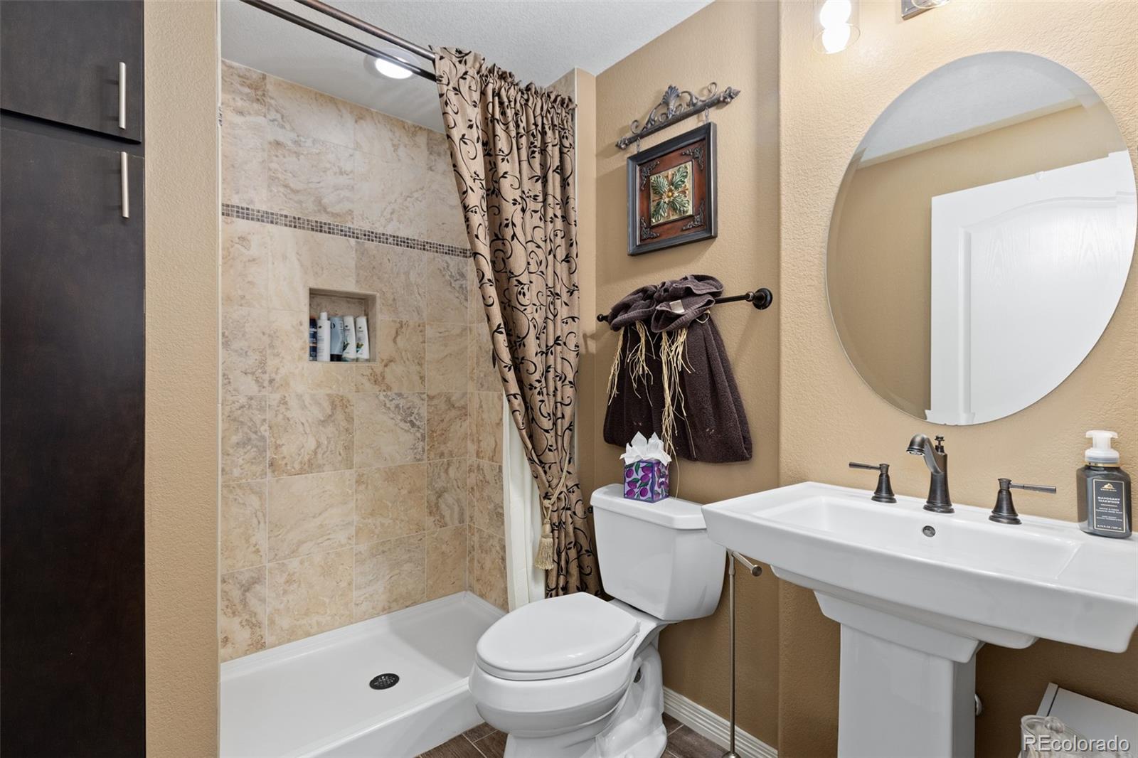 10996 Glengate Circle