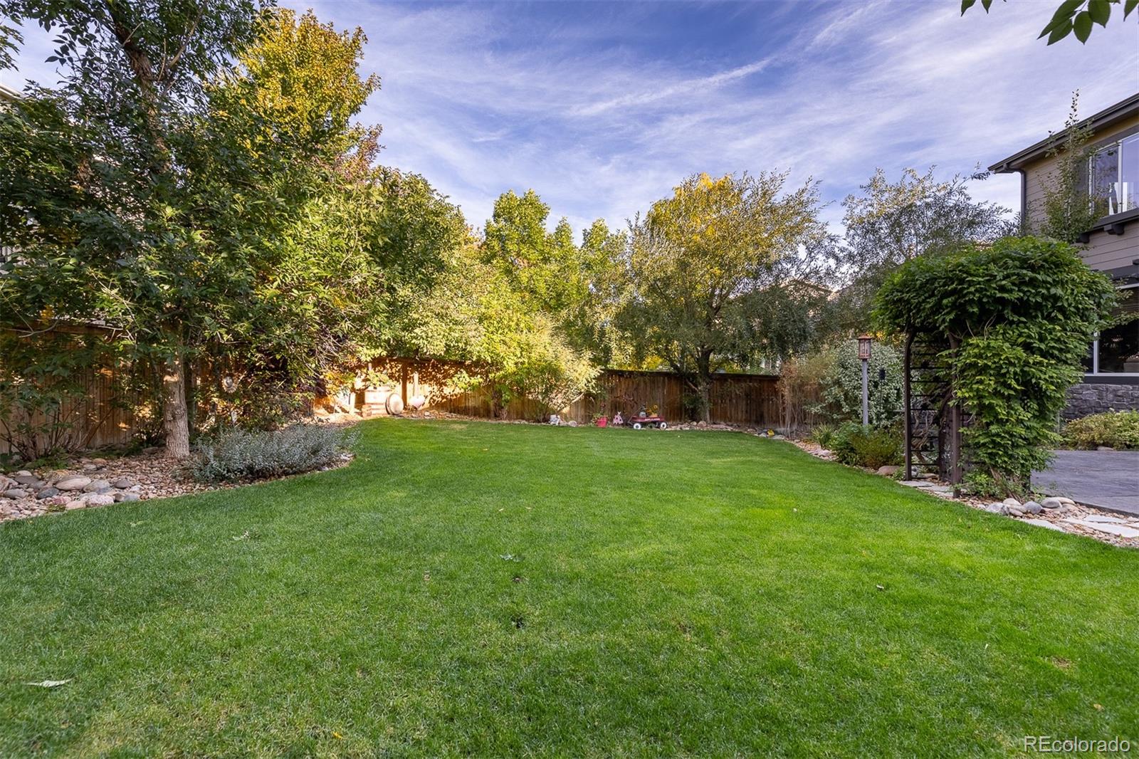 10996 Glengate Circle