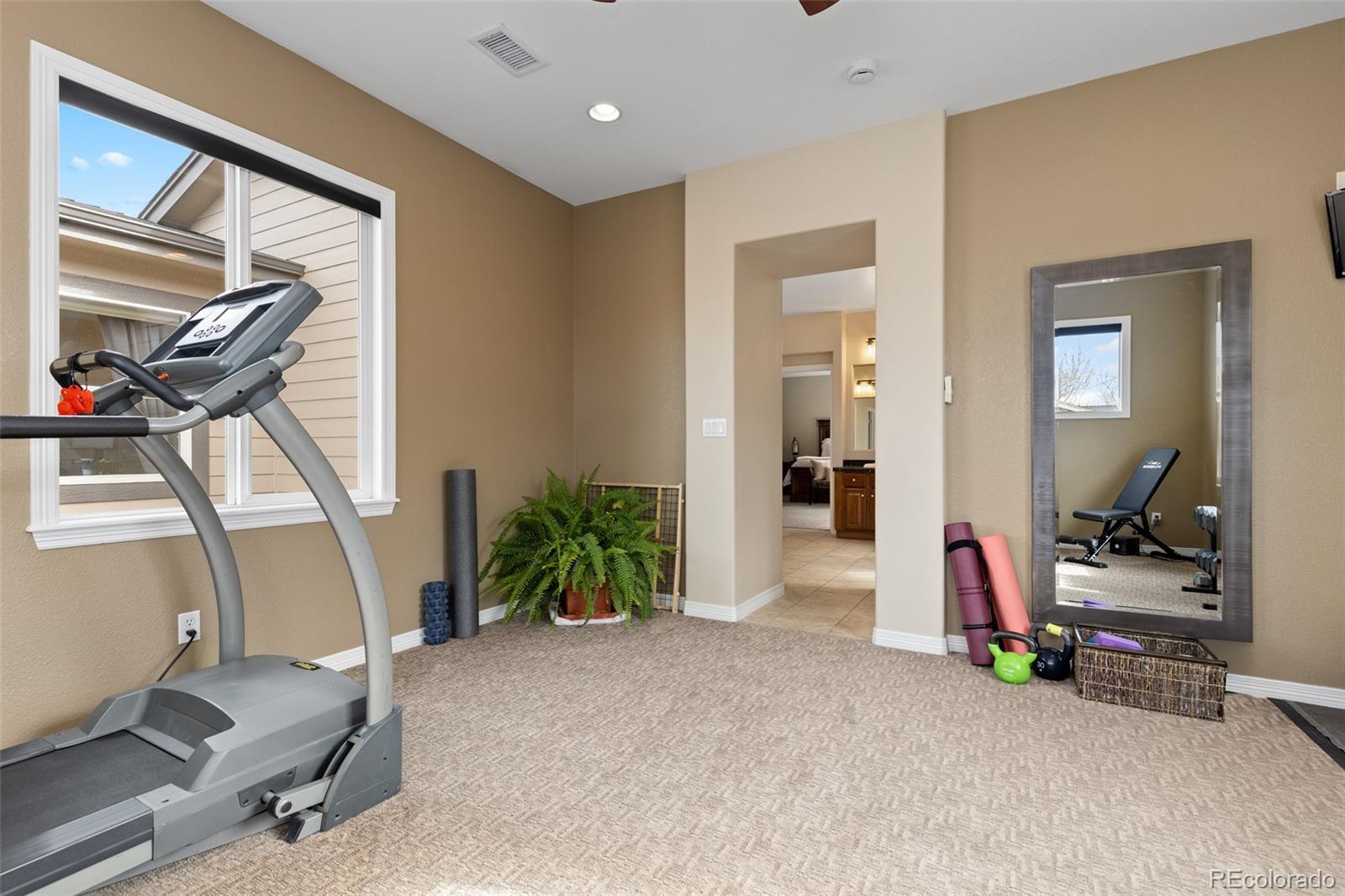 10996 Glengate Circle