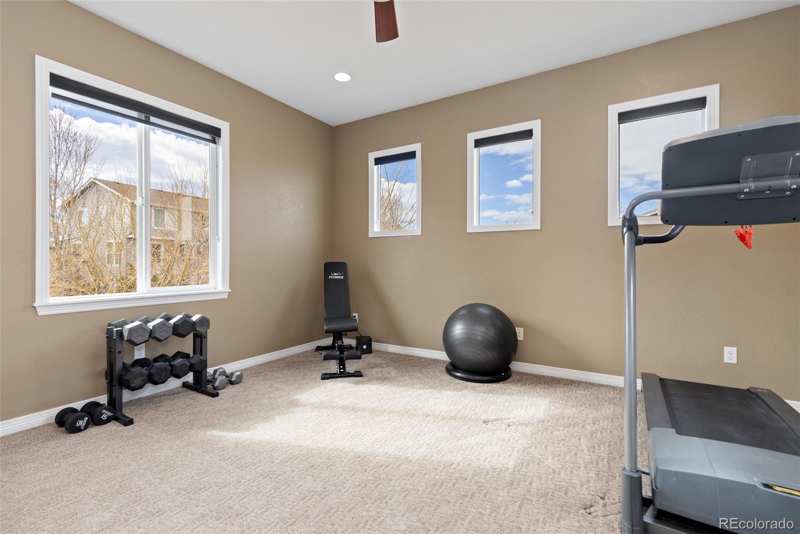 10996 Glengate Circle