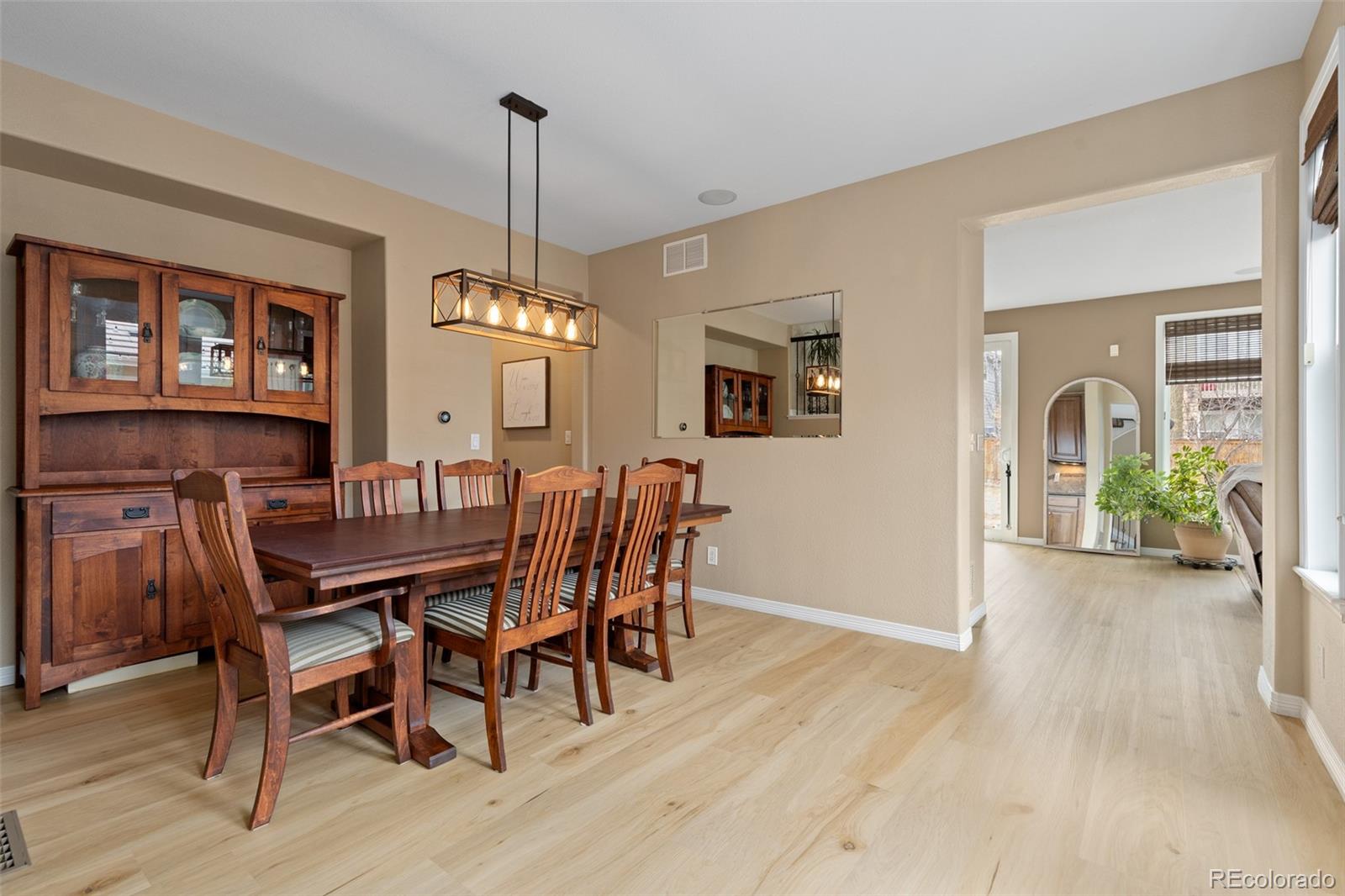 10996 Glengate Circle