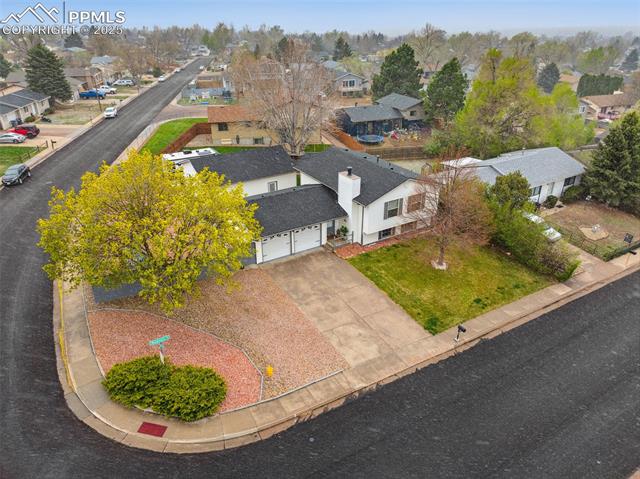 7525 Woodstock Street