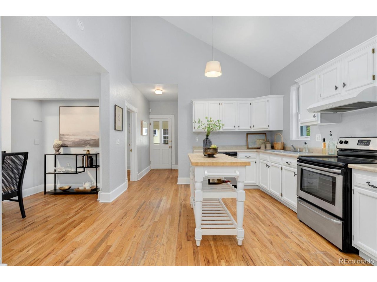 3333 W Hayward Pl