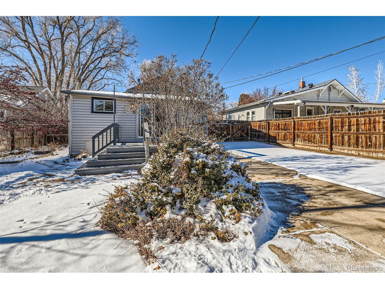 2222 Fenton St