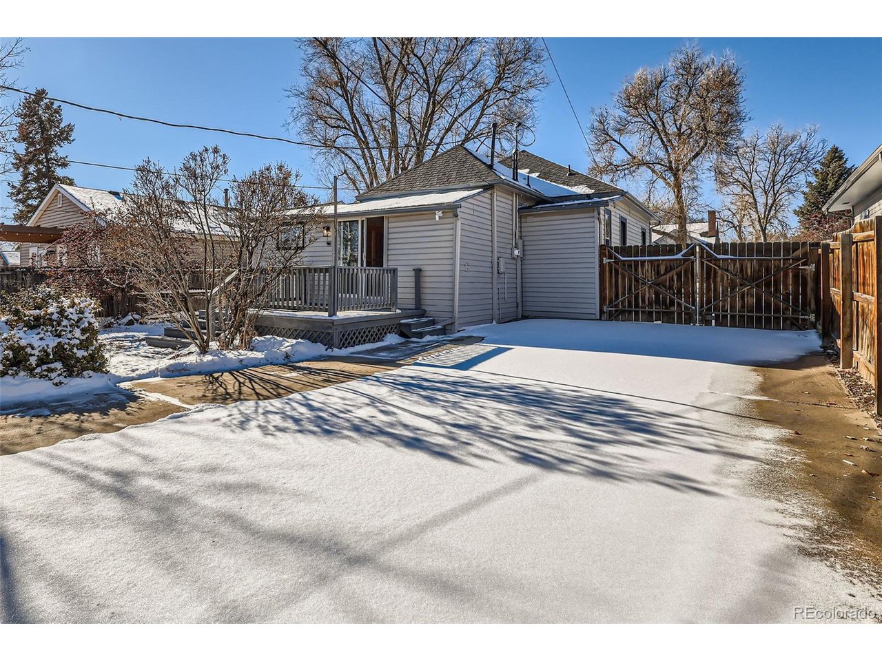 2222 Fenton St