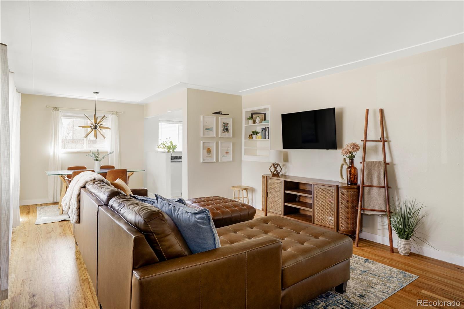 5331 S Hickory Street