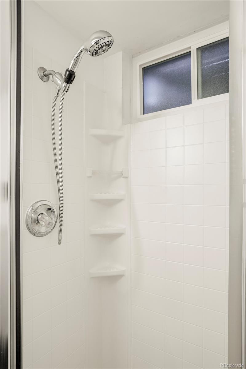 5331 S Hickory Street