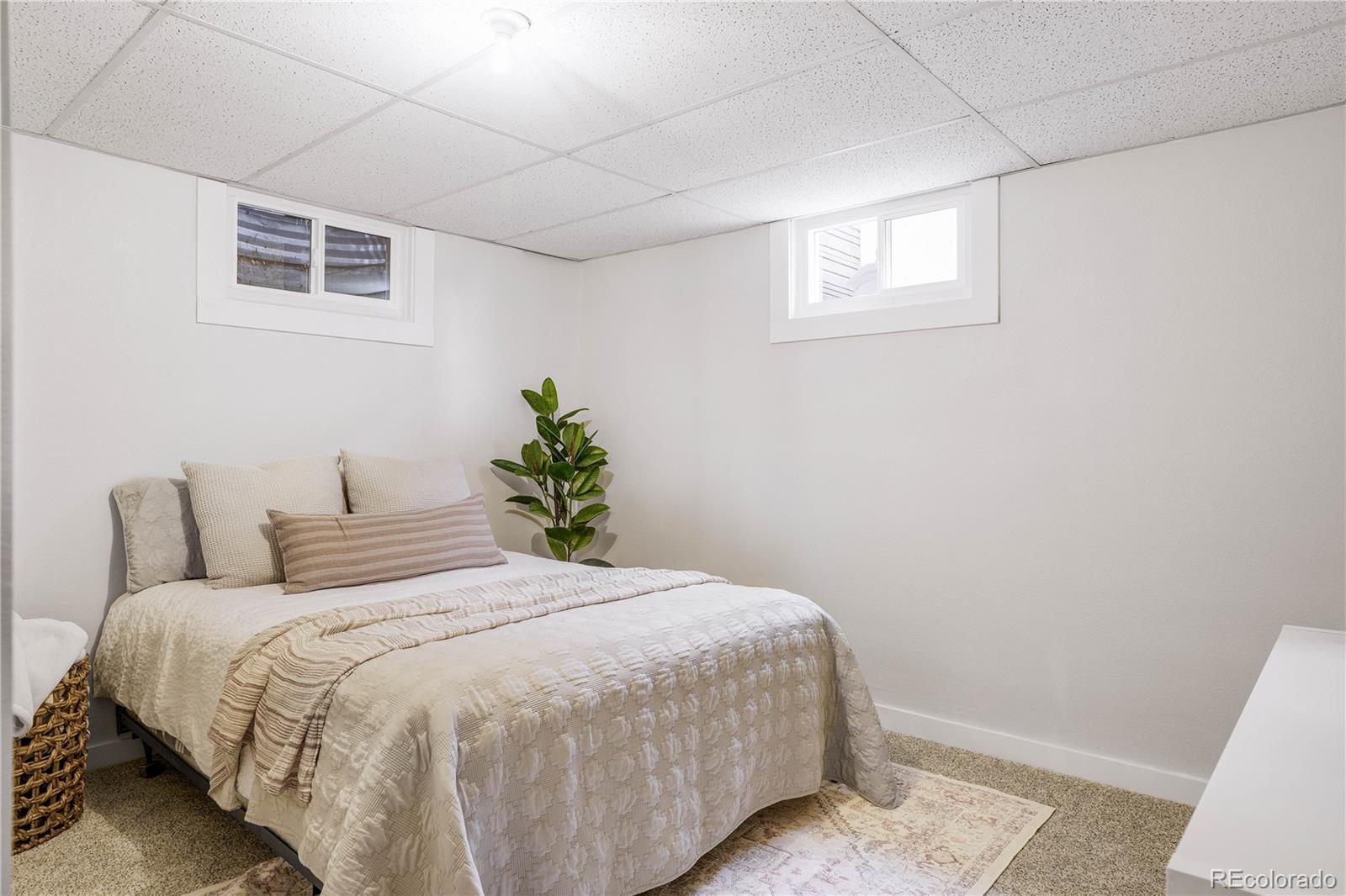 5331 S Hickory Street