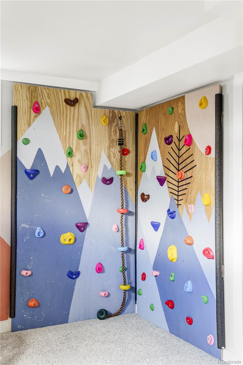 5331 S Hickory Street