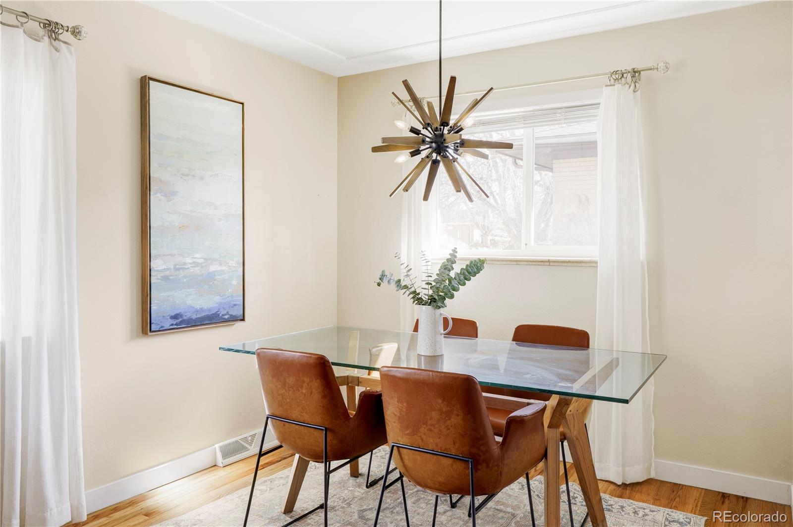 5331 S Hickory Street