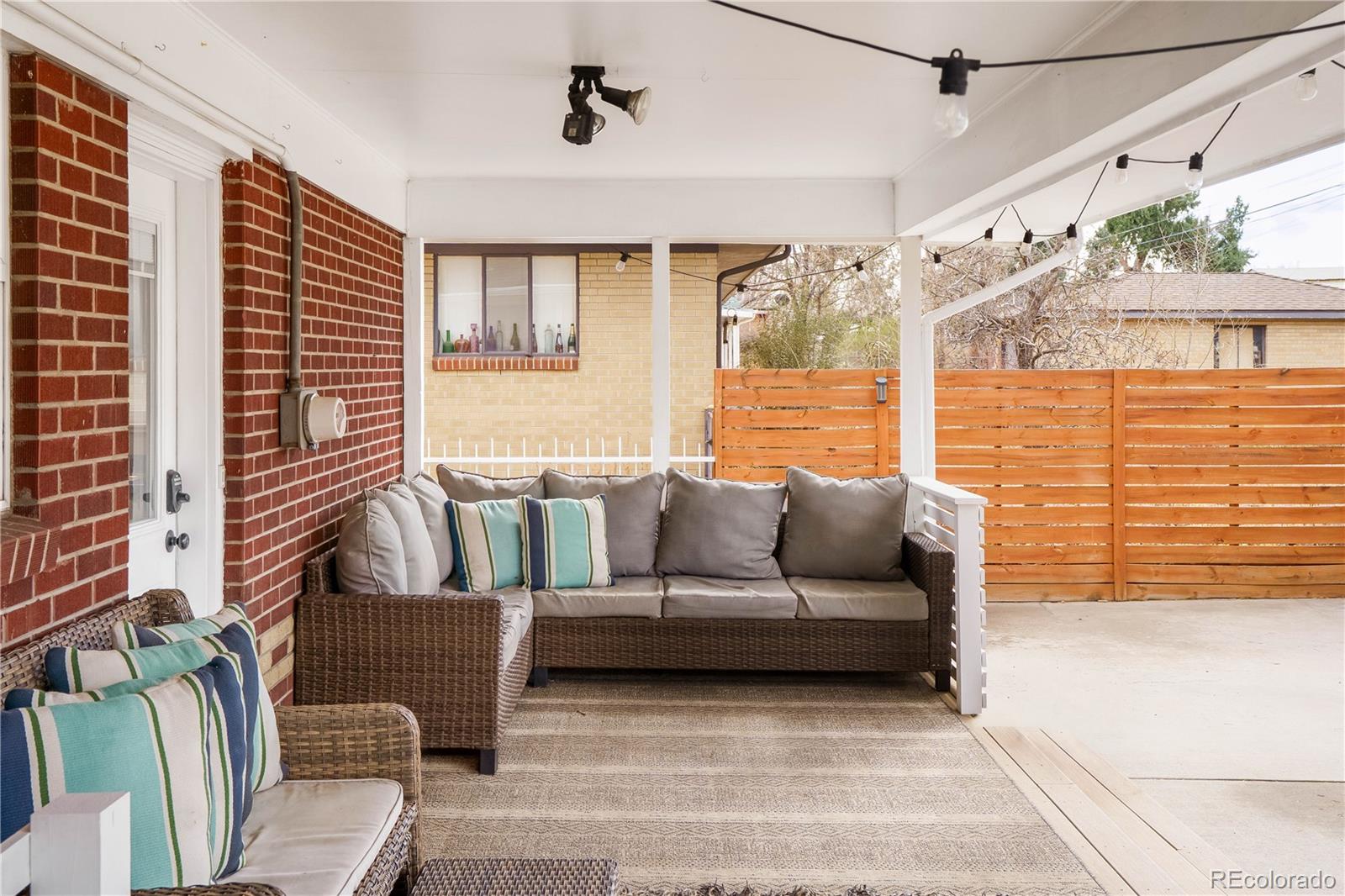 5331 S Hickory Street