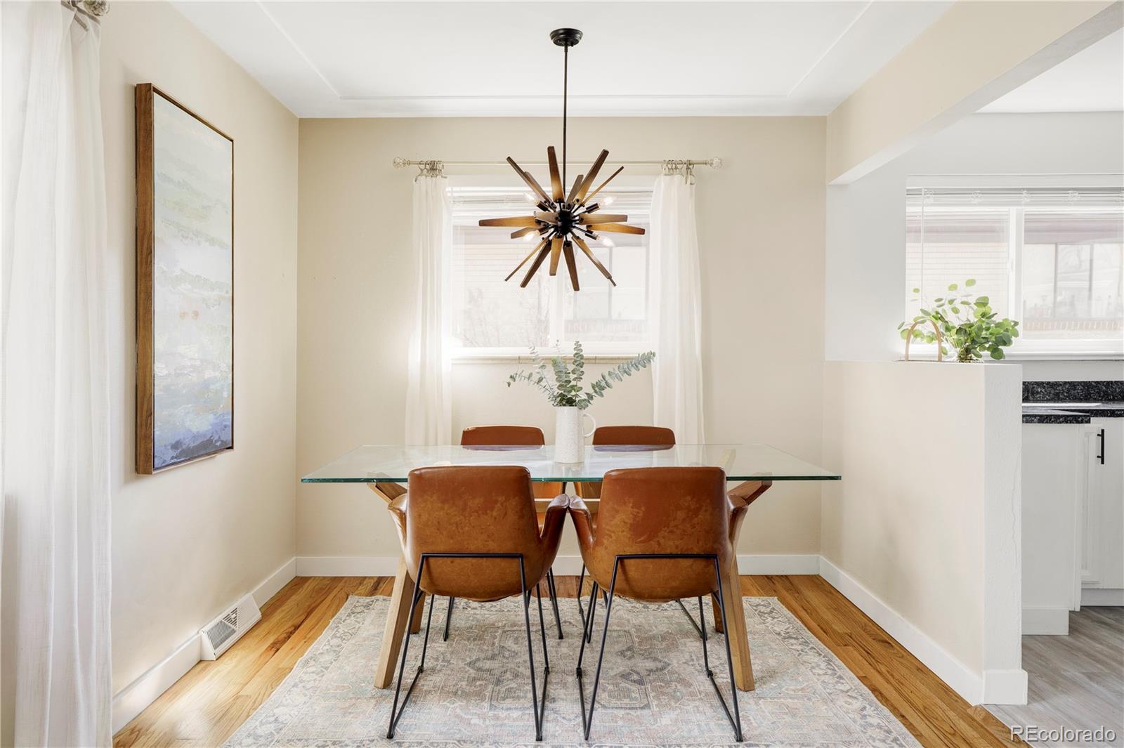 5331 S Hickory Street