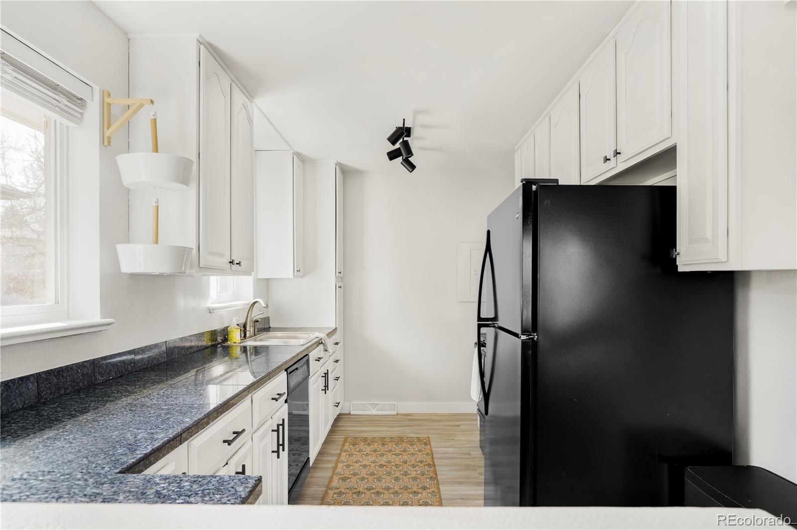 5331 S Hickory Street