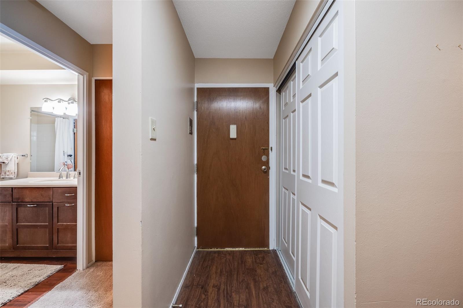 350 S Clinton Street Unit: 7A