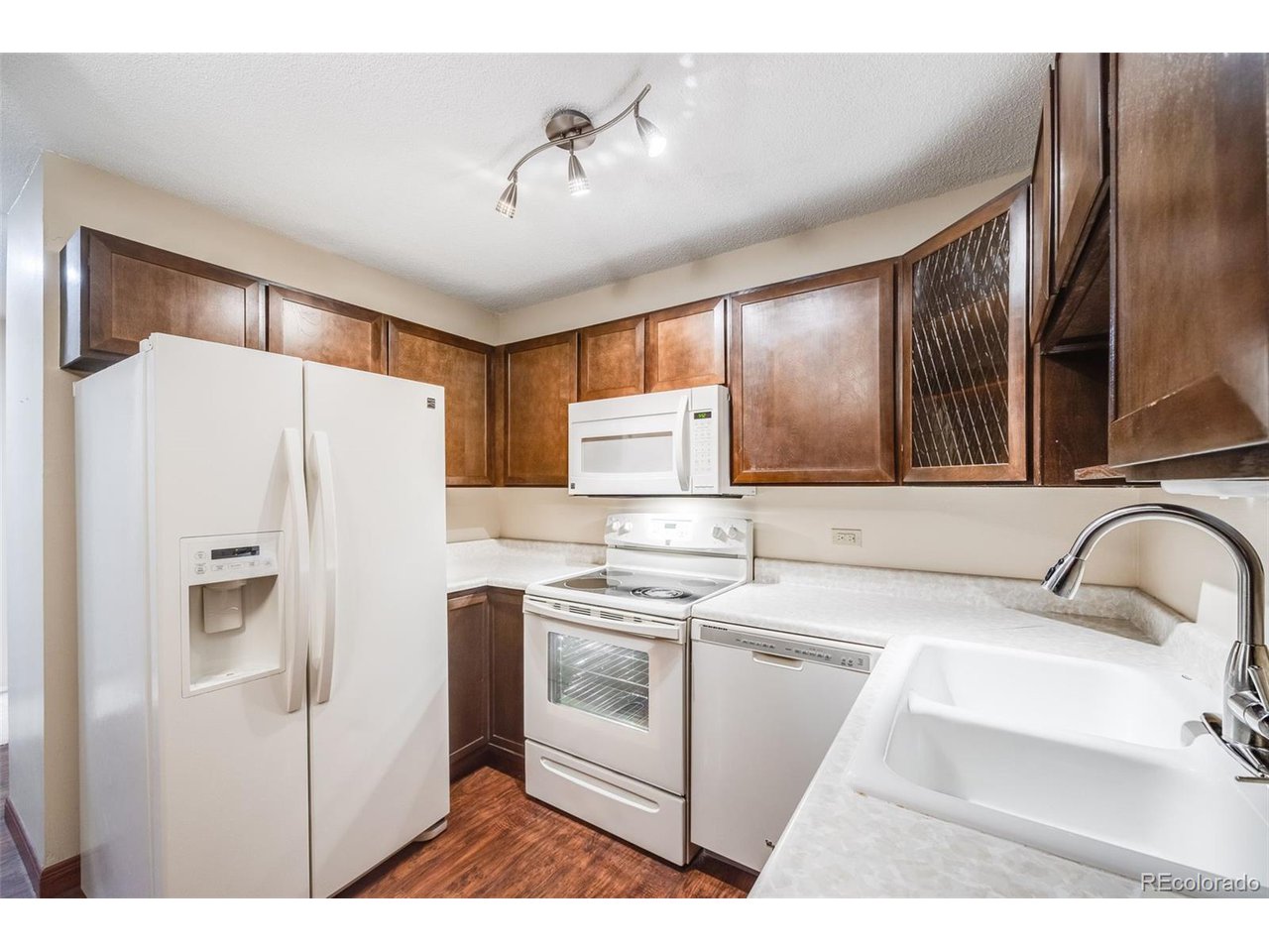 350 S Clinton St 7A