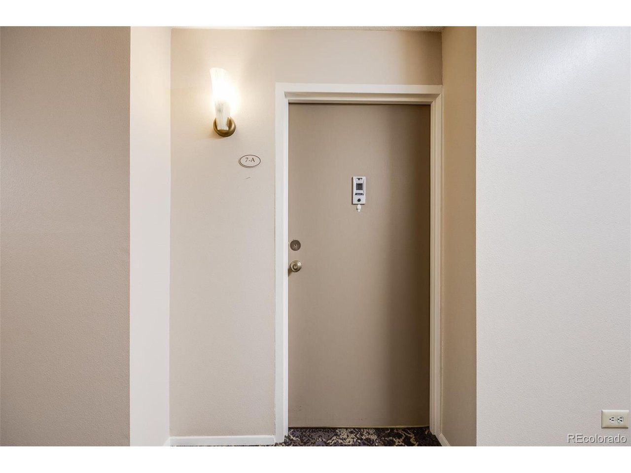 350 S Clinton St 7A