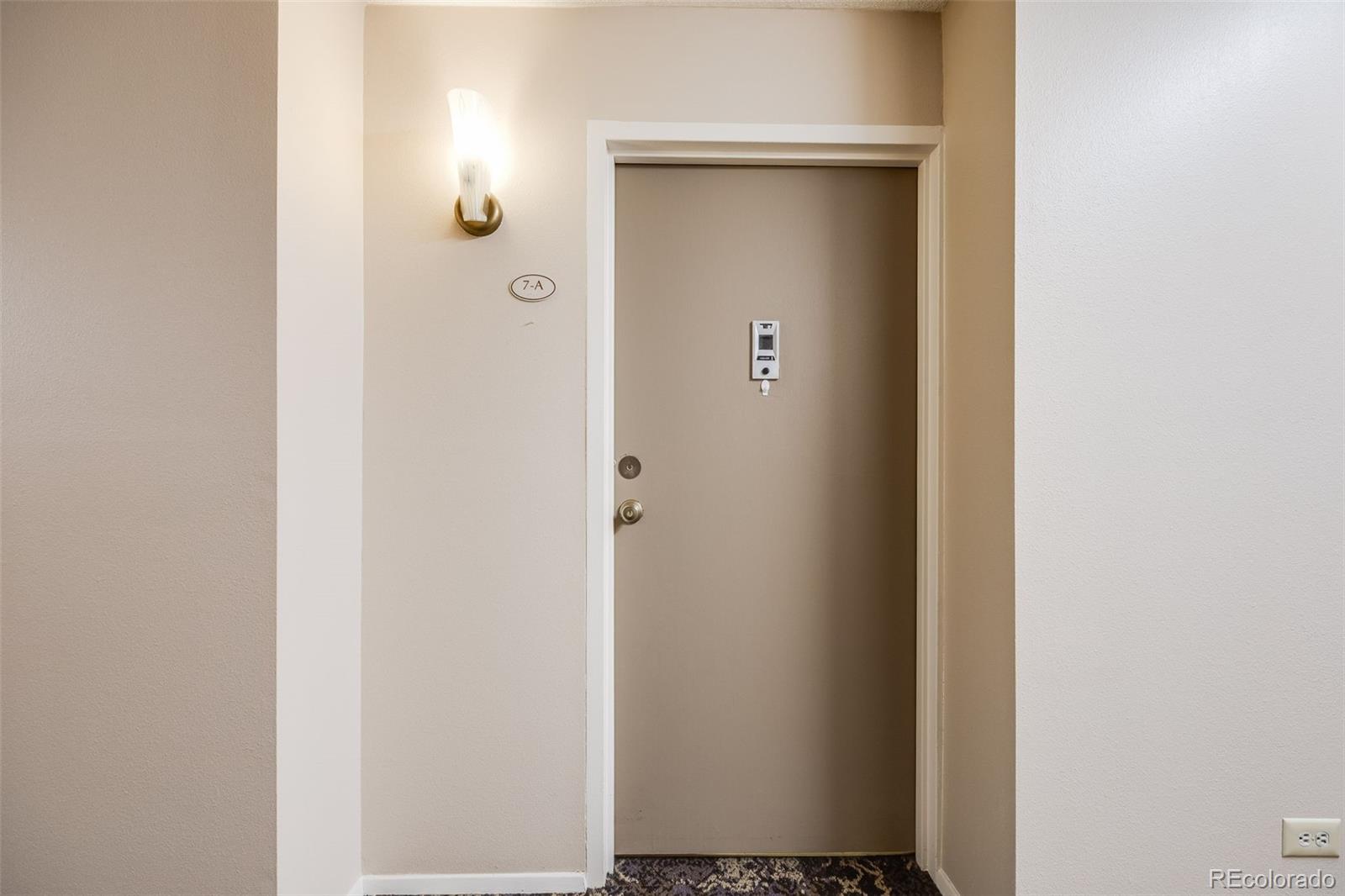 350 S Clinton Street Unit: 7A
