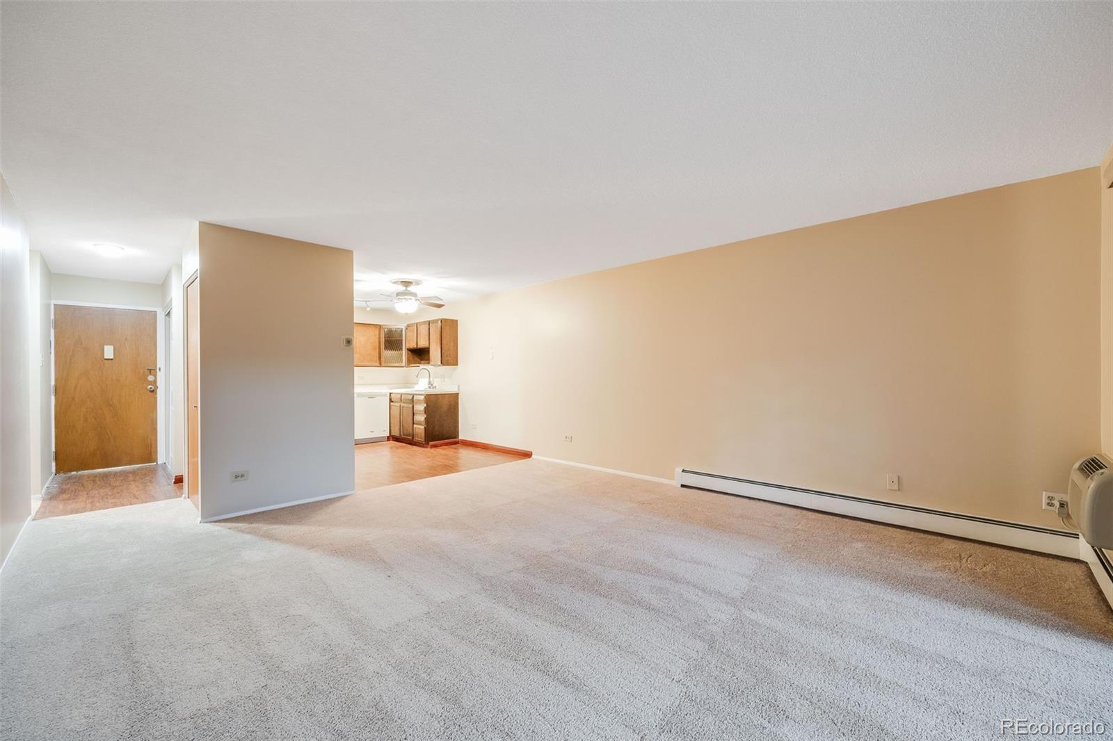 350 S Clinton Street Unit: 7A