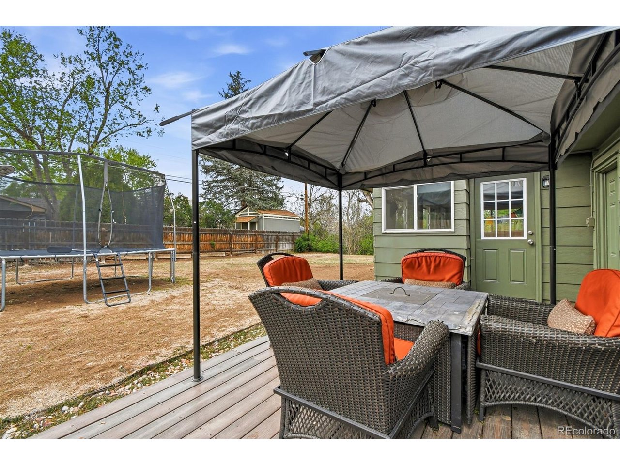 6663 S Washington St