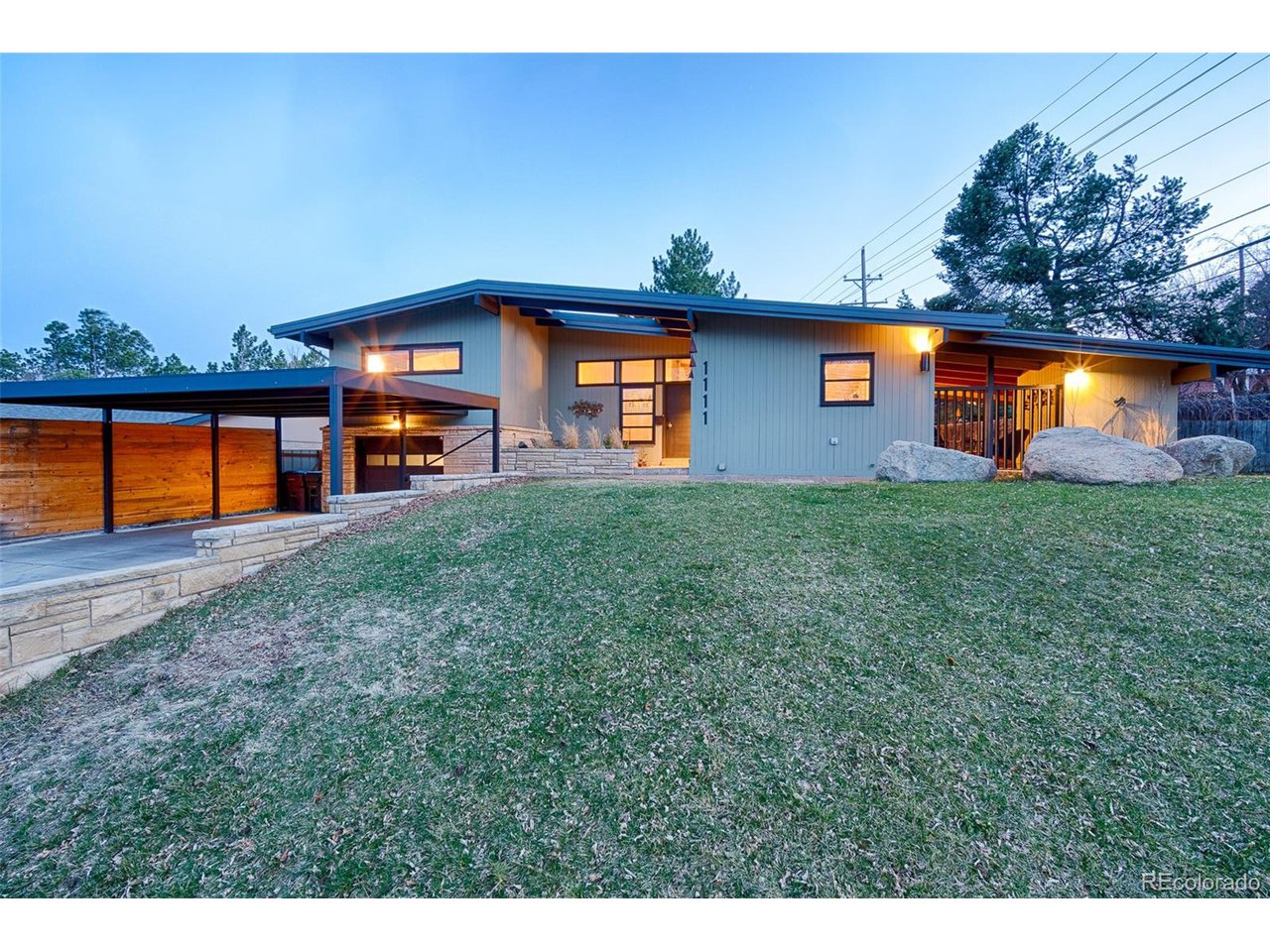 1111 Parkview Blvd