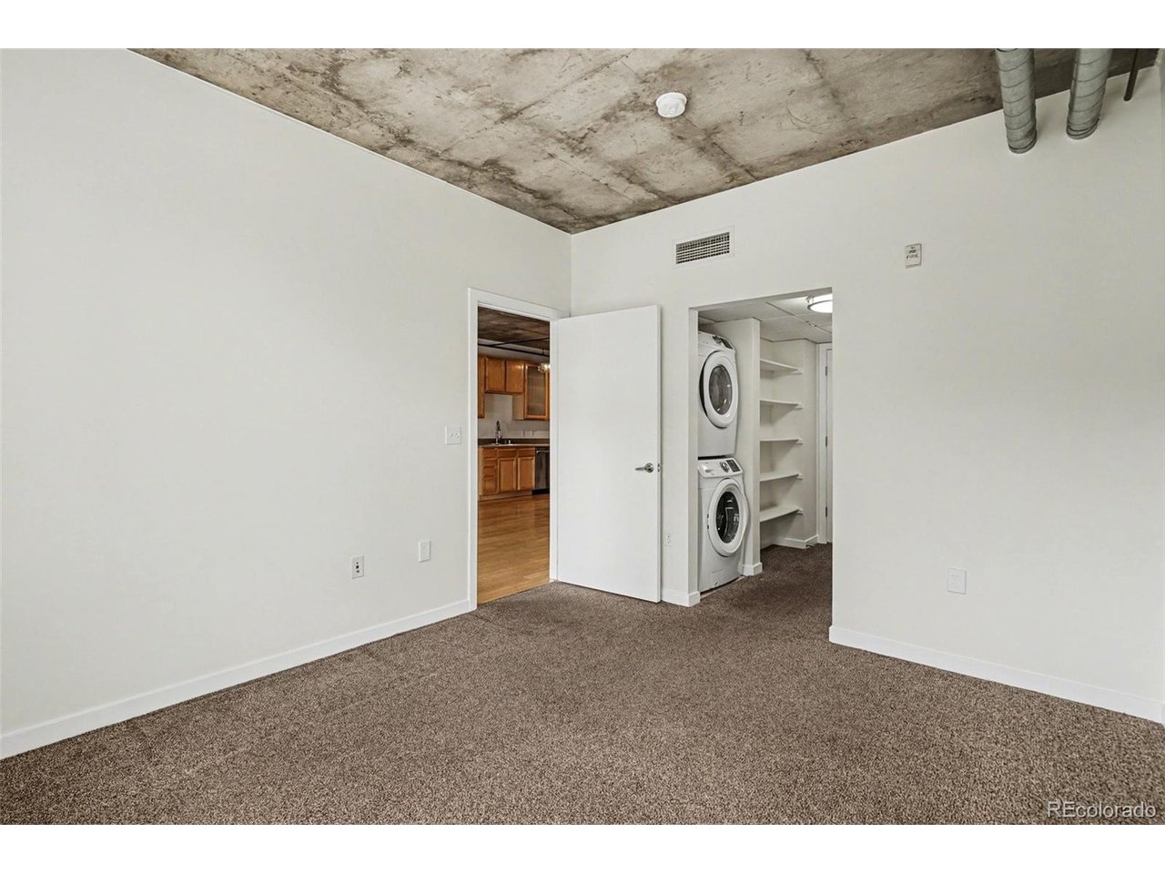 1475 Delgany St 205