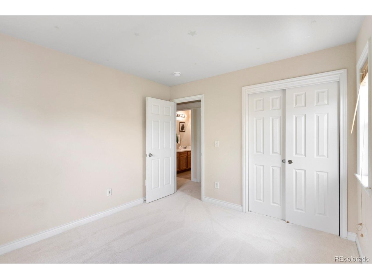 4394 W 117th Ct