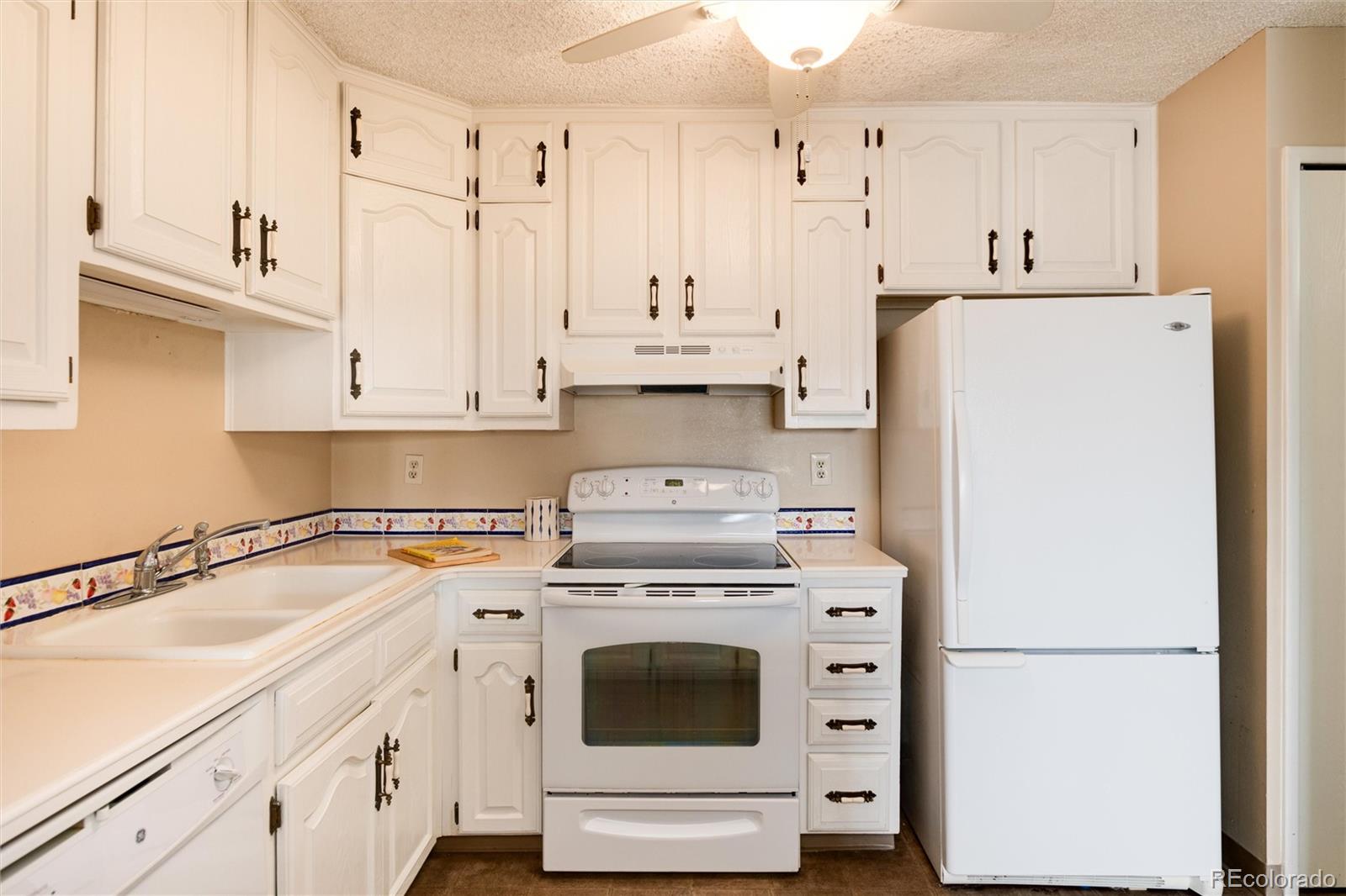 6960 E Girard Avenue Unit: 408
