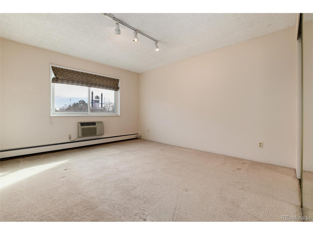 6960 E Girard Ave 408
