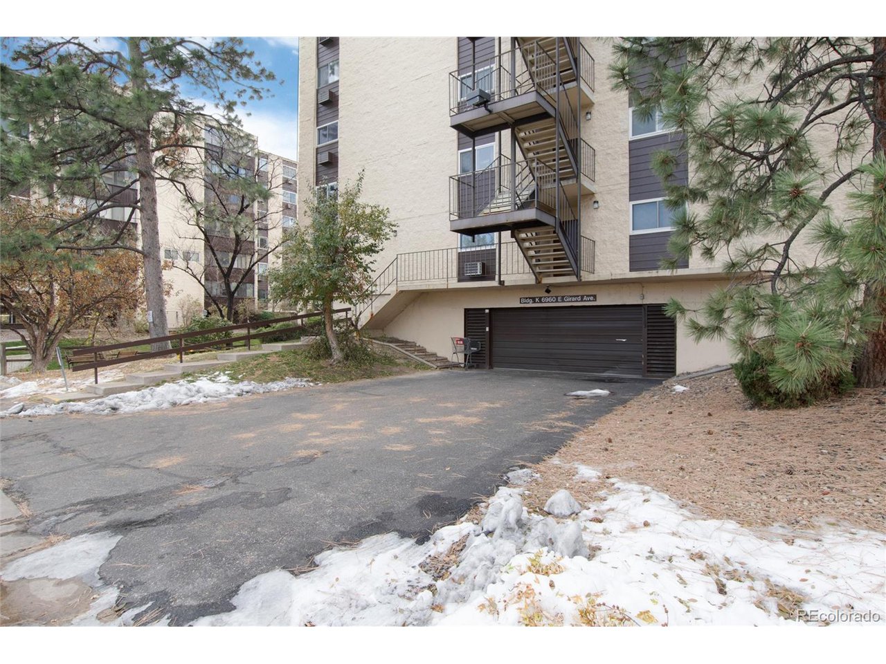 6960 E Girard Ave 408