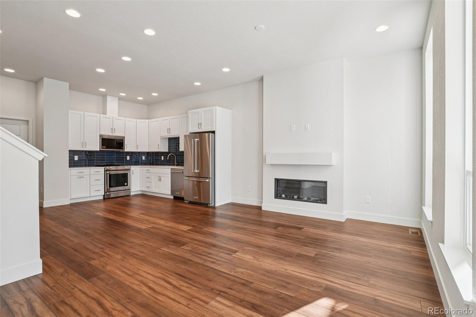 3126 W Bonfils Place