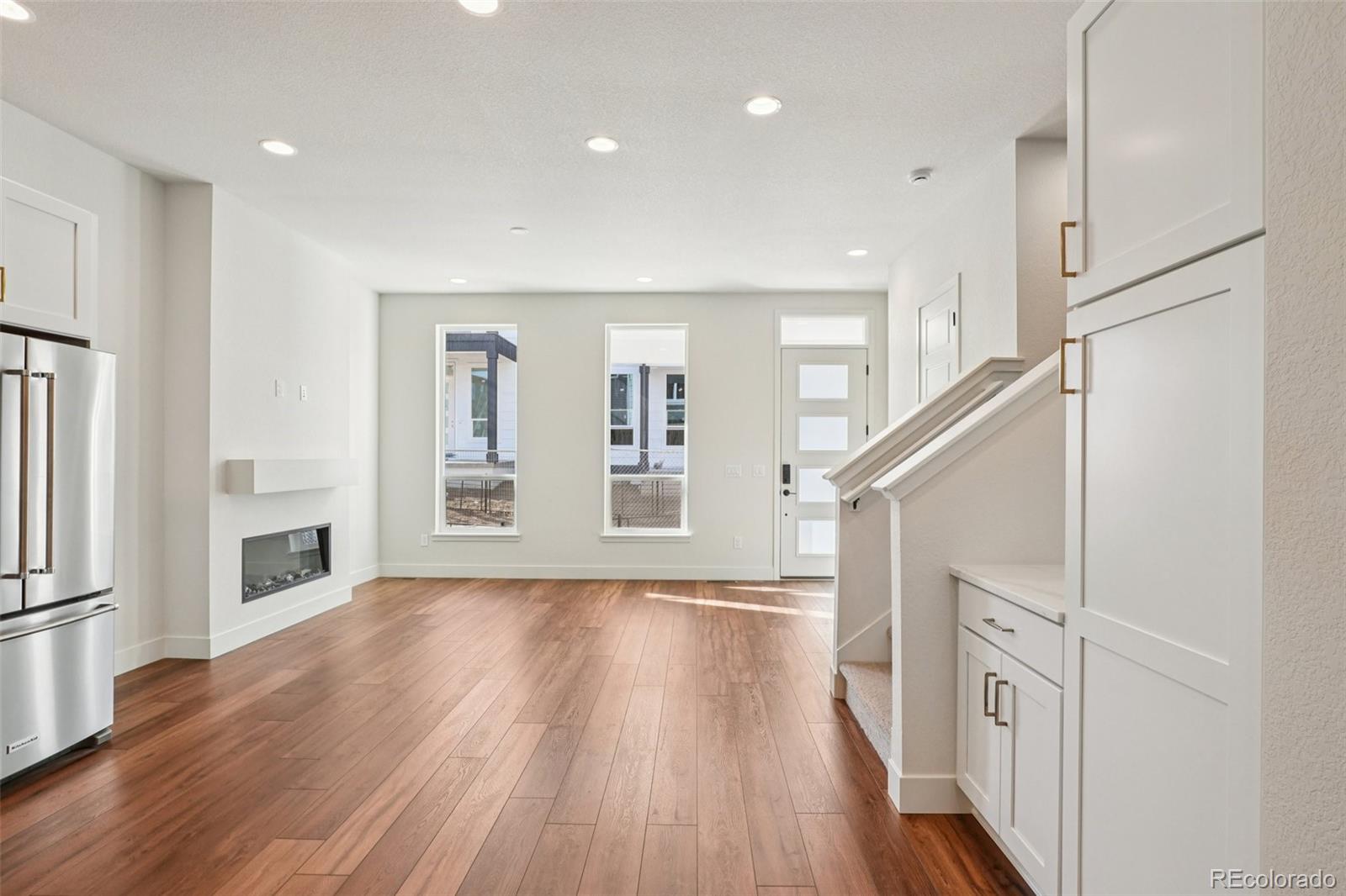 3126 W Bonfils Place