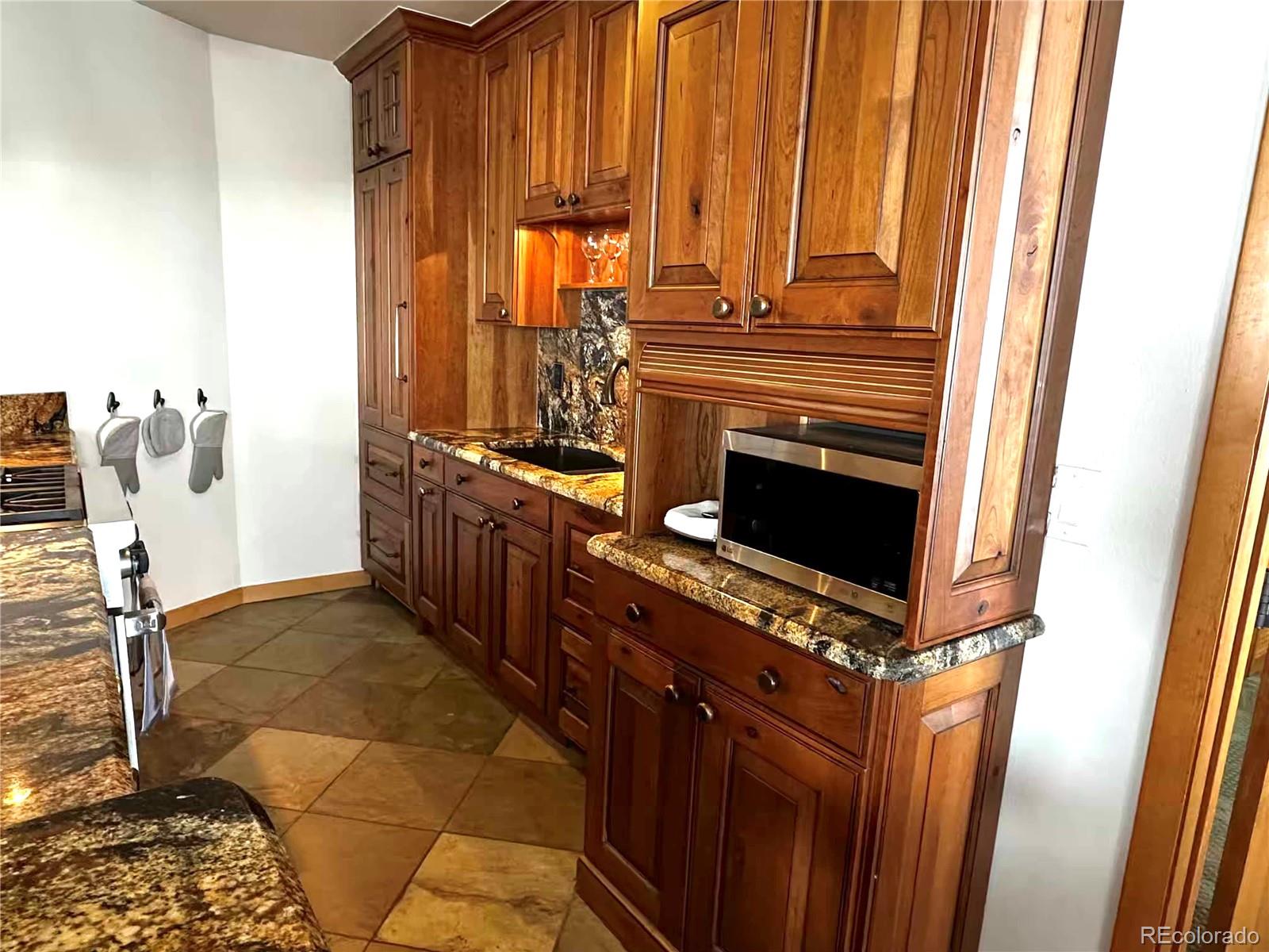 401 Nystrom Lane Unit: 1511