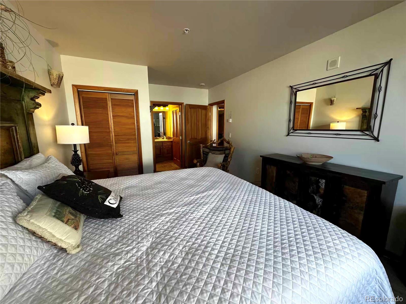 401 Nystrom Lane Unit: 1511