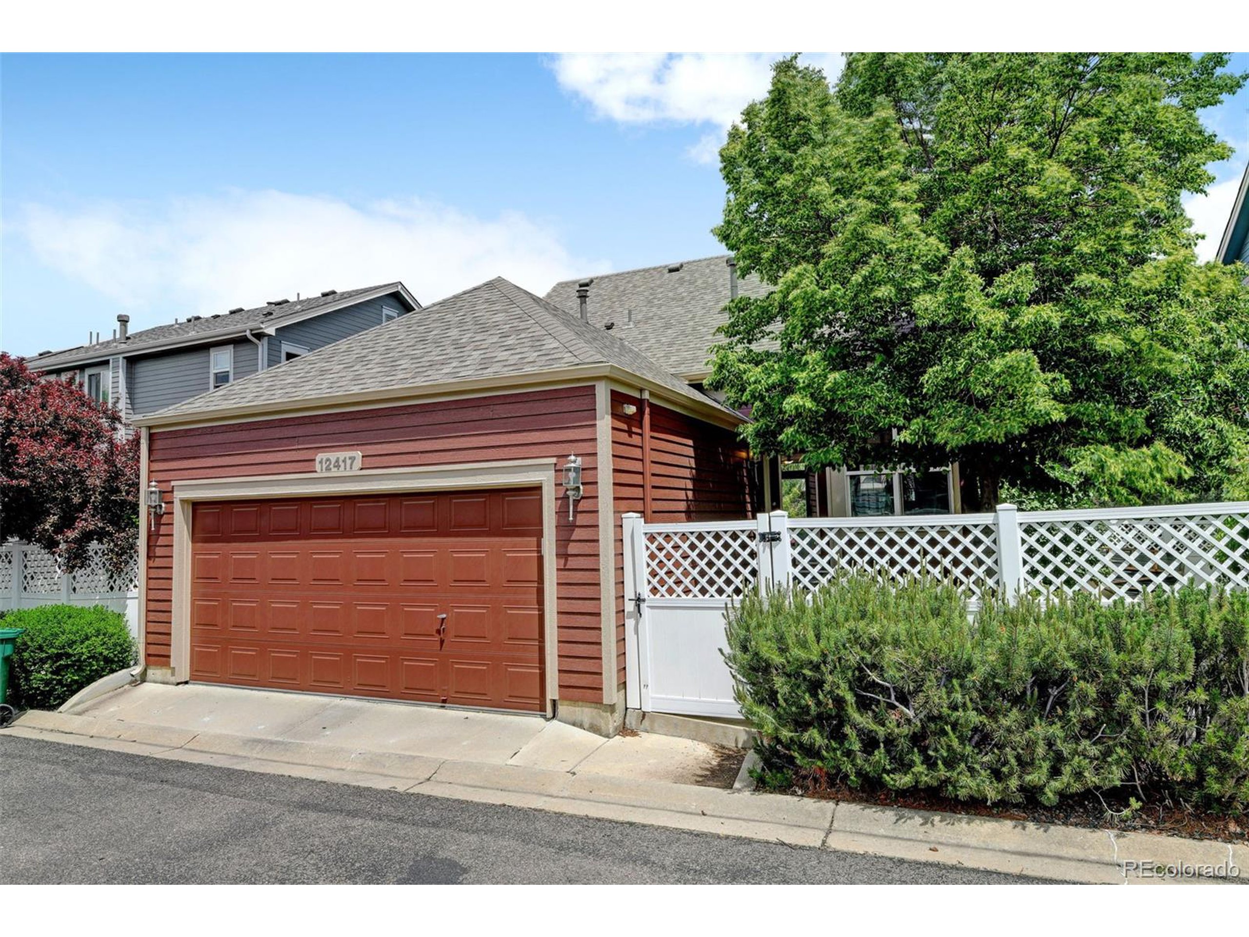 12417 James Ct