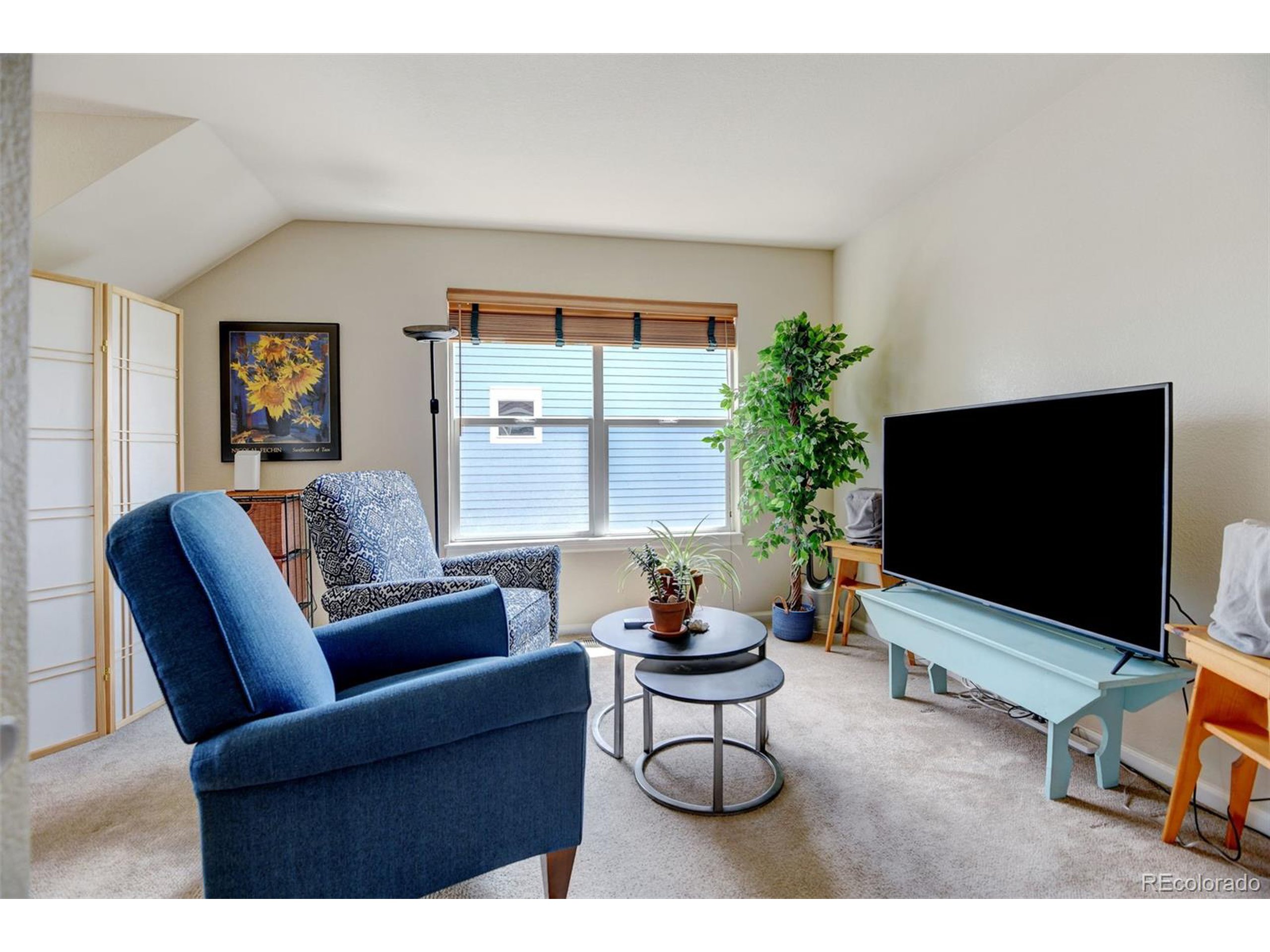 12417 James Ct