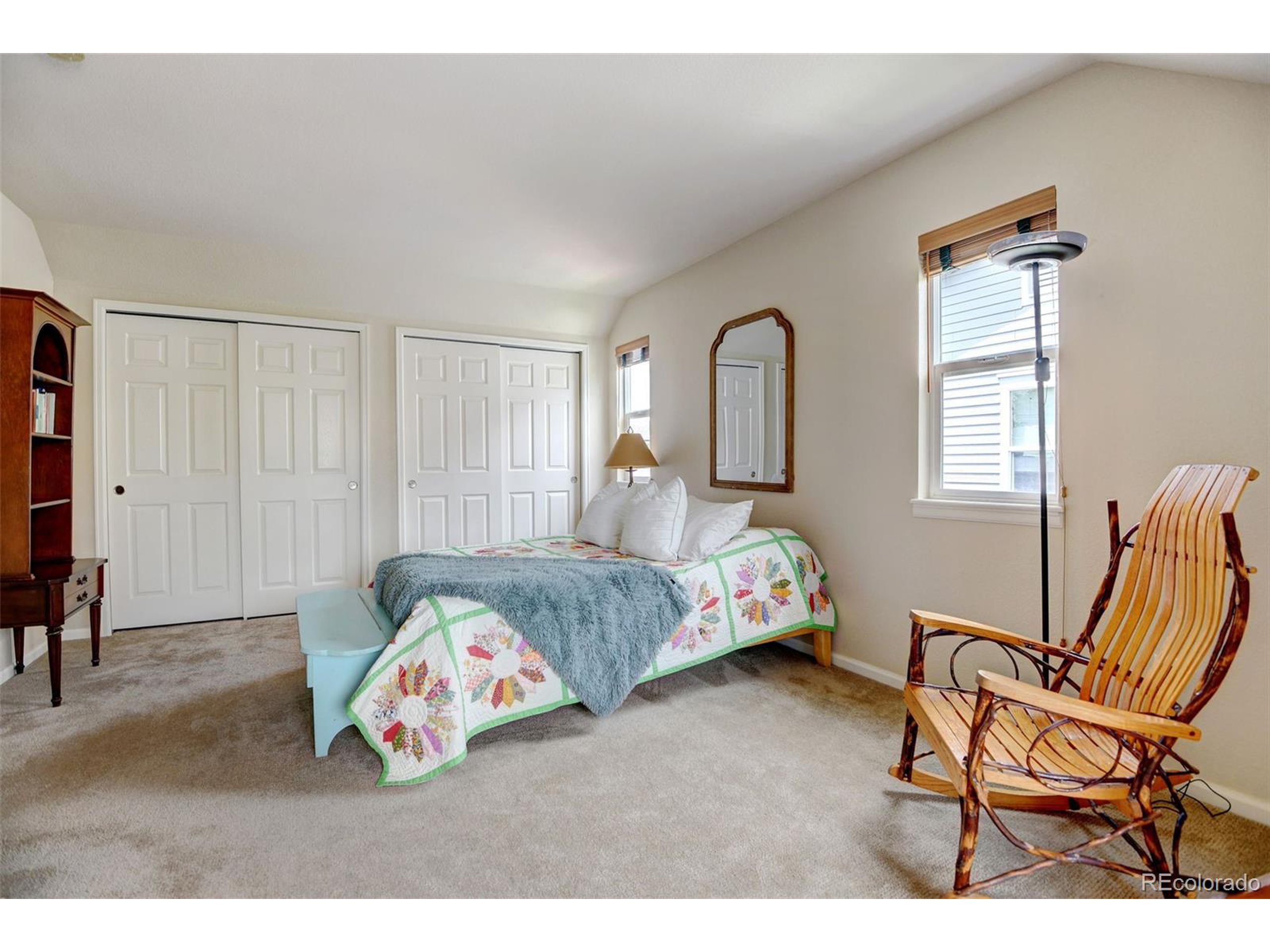 12417 James Ct