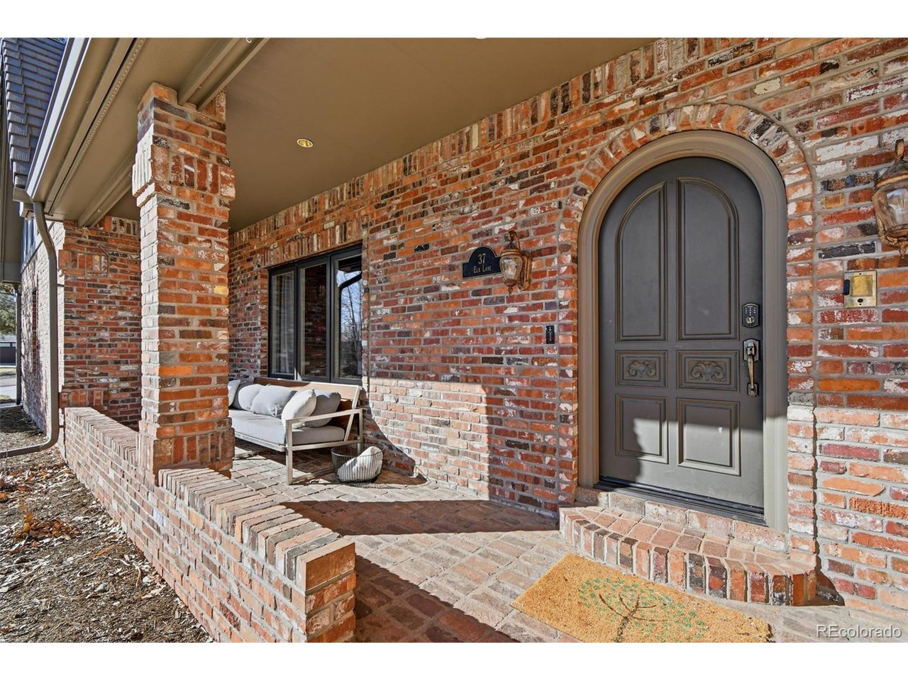 37 Elk Ln