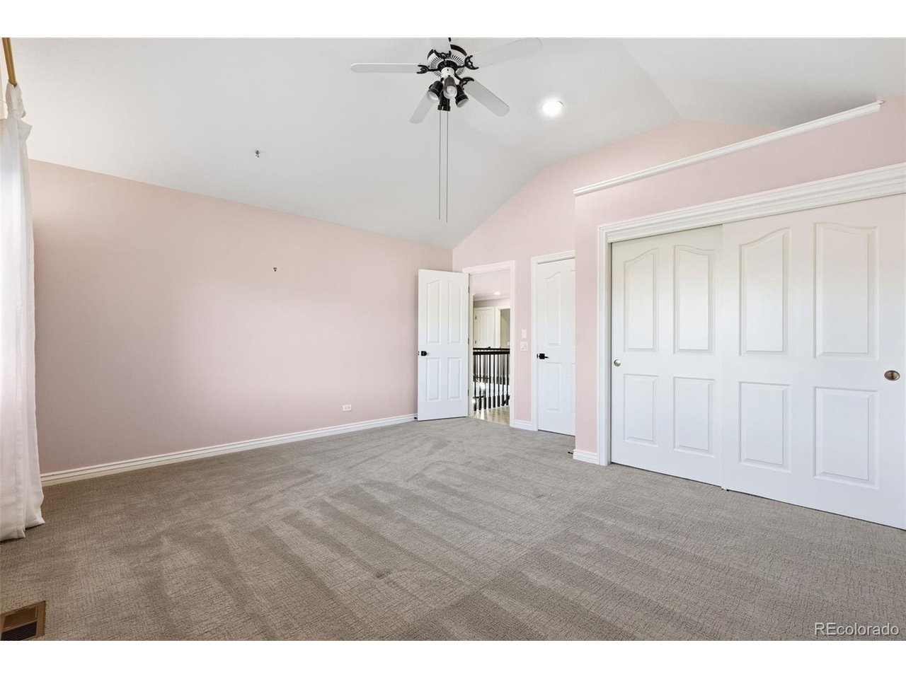 37 Elk Ln