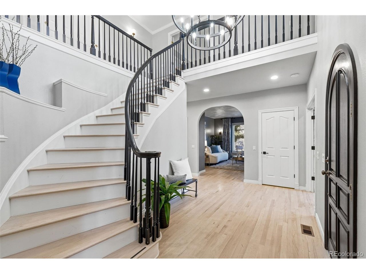 37 Elk Ln